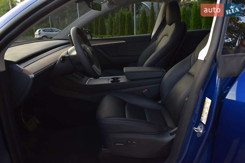 Внедорожник / Кроссовер Tesla Model Y 2024 в Харькове