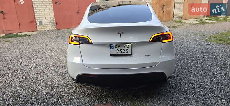 Позашляховик / Кросовер Tesla Model Y 2021 в Черкасах