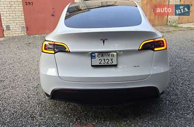 Внедорожник / Кроссовер Tesla Model Y 2021 в 