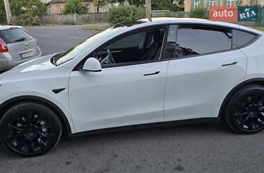 Внедорожник / Кроссовер Tesla Model Y 2021 в 