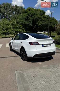 Внедорожник / Кроссовер Tesla Model Y 2021 в 