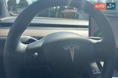 Внедорожник / Кроссовер Tesla Model Y 2023 в 