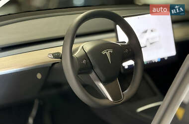 Внедорожник / Кроссовер Tesla Model Y 2023 в 