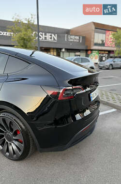 Внедорожник / Кроссовер Tesla Model Y 2023 в 