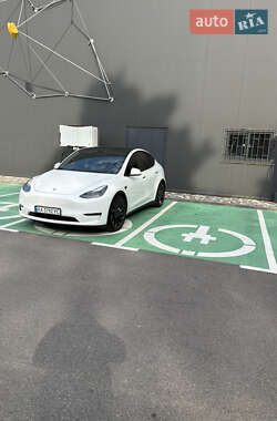 Внедорожник / Кроссовер Tesla Model Y 2023 в 