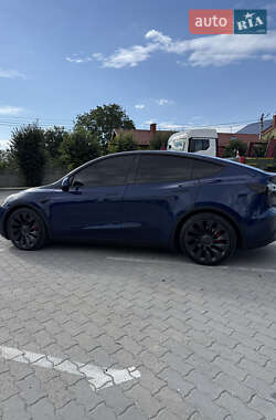 Внедорожник / Кроссовер Tesla Model Y 2022 в 