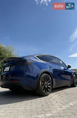 Внедорожник / Кроссовер Tesla Model Y 2022 в 