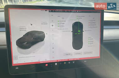 Внедорожник / Кроссовер Tesla Model Y 2022 в 
