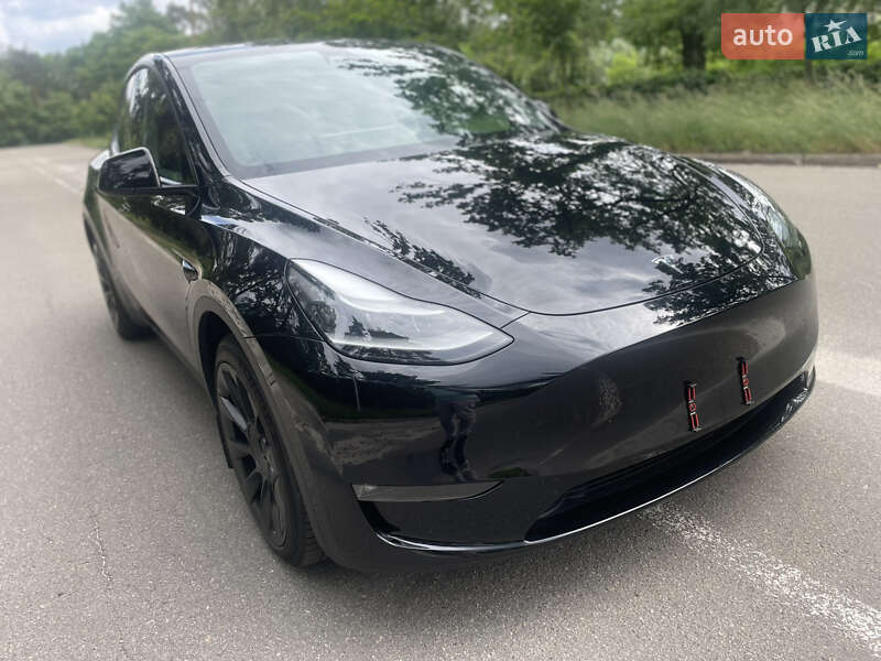 Внедорожник / Кроссовер Tesla Model Y 2023 в Киеве