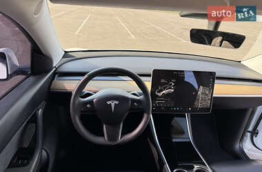 Внедорожник / Кроссовер Tesla Model Y 2020 в 