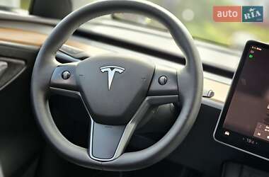 Внедорожник / Кроссовер Tesla Model Y 2022 в 