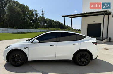 Внедорожник / Кроссовер Tesla Model Y 2021 в 