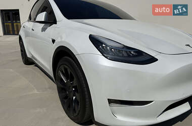 Внедорожник / Кроссовер Tesla Model Y 2021 в 
