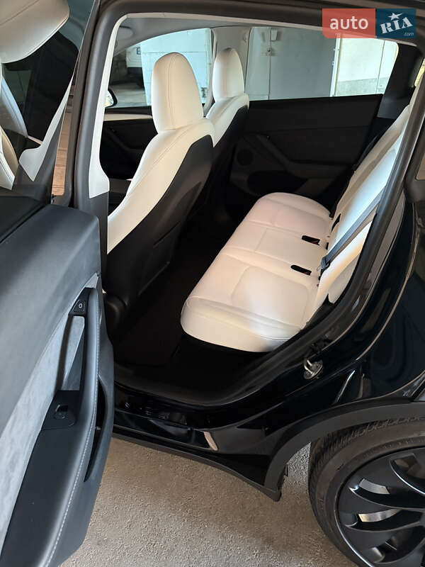 Внедорожник / Кроссовер Tesla Model Y 2023 в Харькове фото 5 Внедорожник / Кроссовер Tesla Model Y 2023 в Харькове