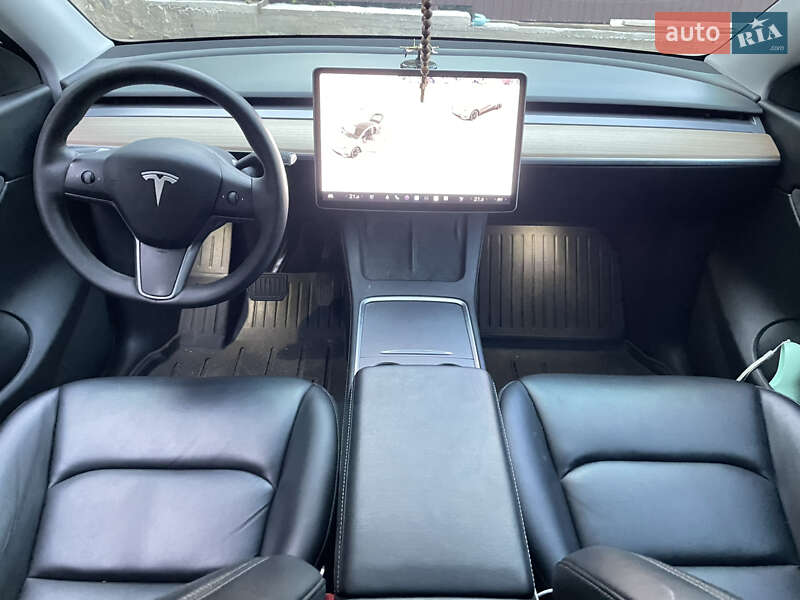 Внедорожник / Кроссовер Tesla Model Y 2021 в Белой Церкви