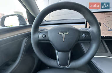 Внедорожник / Кроссовер Tesla Model Y 2023 в 