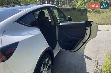 Внедорожник / Кроссовер Tesla Model Y 2021 в 