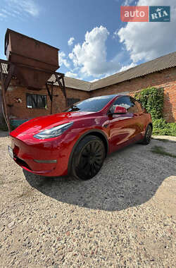 Внедорожник / Кроссовер Tesla Model Y 2024 в 