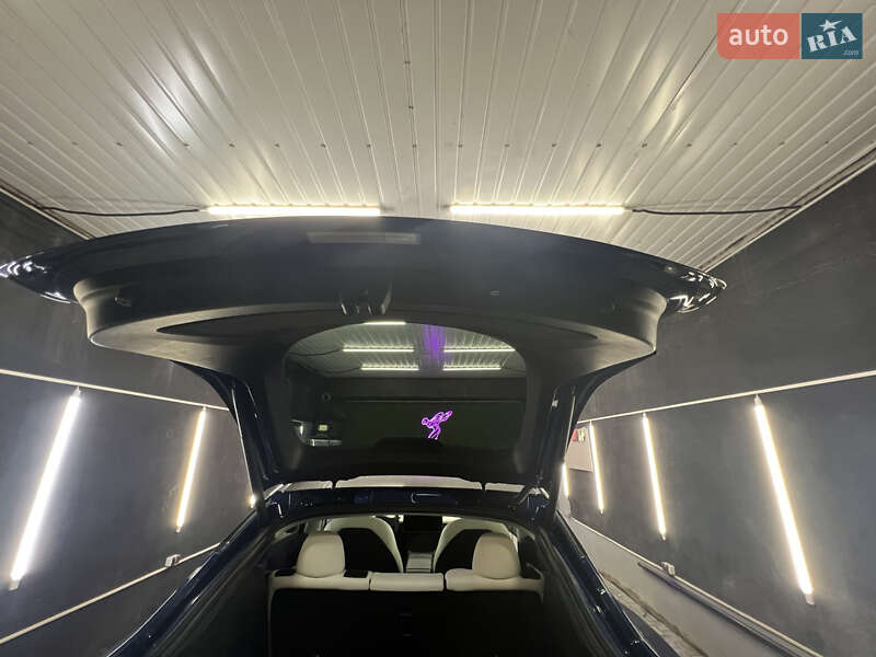 Позашляховик / Кросовер Tesla Model Y 2021 в Миколаєві