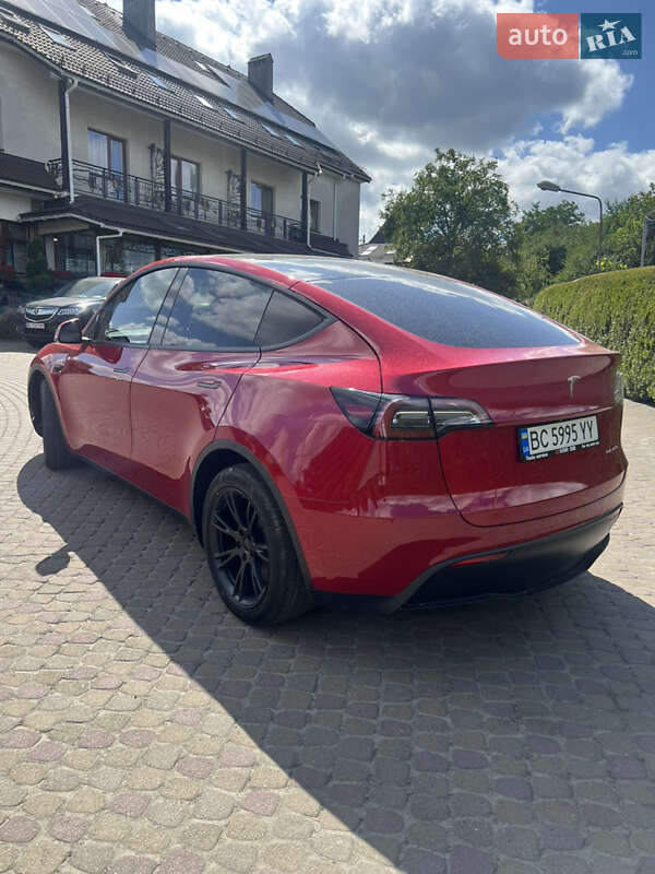 Внедорожник / Кроссовер Tesla Model Y 2021 в Львове