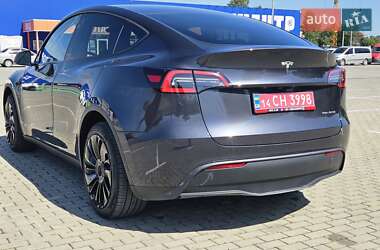 Внедорожник / Кроссовер Tesla Model Y 2024 в 