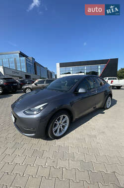 Внедорожник / Кроссовер Tesla Model Y 2023 в 