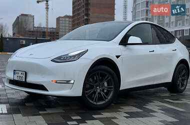Внедорожник / Кроссовер Tesla Model Y 2020 в Киеве