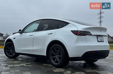 Внедорожник / Кроссовер Tesla Model Y 2020 в 