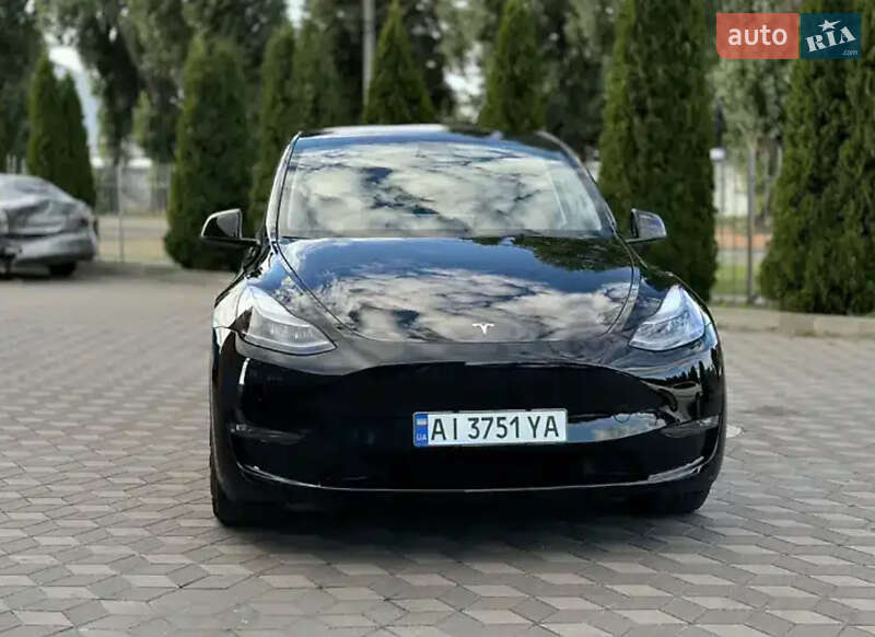 Внедорожник / Кроссовер Tesla Model Y 2023 в Львове