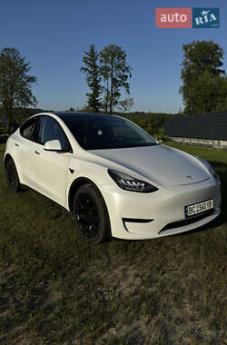 Внедорожник / Кроссовер Tesla Model Y 2022 в Львове
