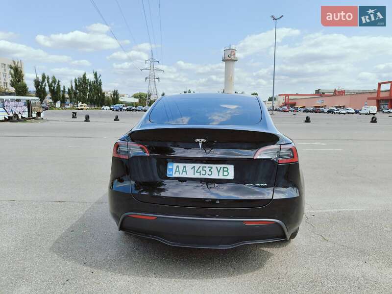 Внедорожник / Кроссовер Tesla Model Y 2022 в 