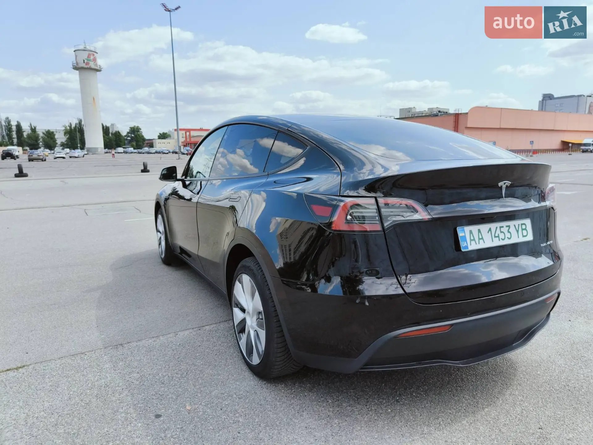 2022 Tesla Model Y - мініатюра 8