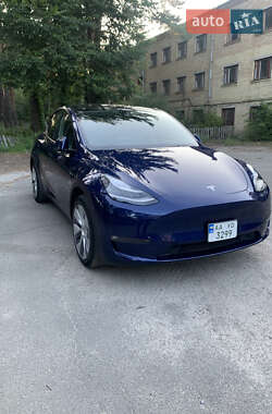 Внедорожник / Кроссовер Tesla Model Y 2023 в Киеве