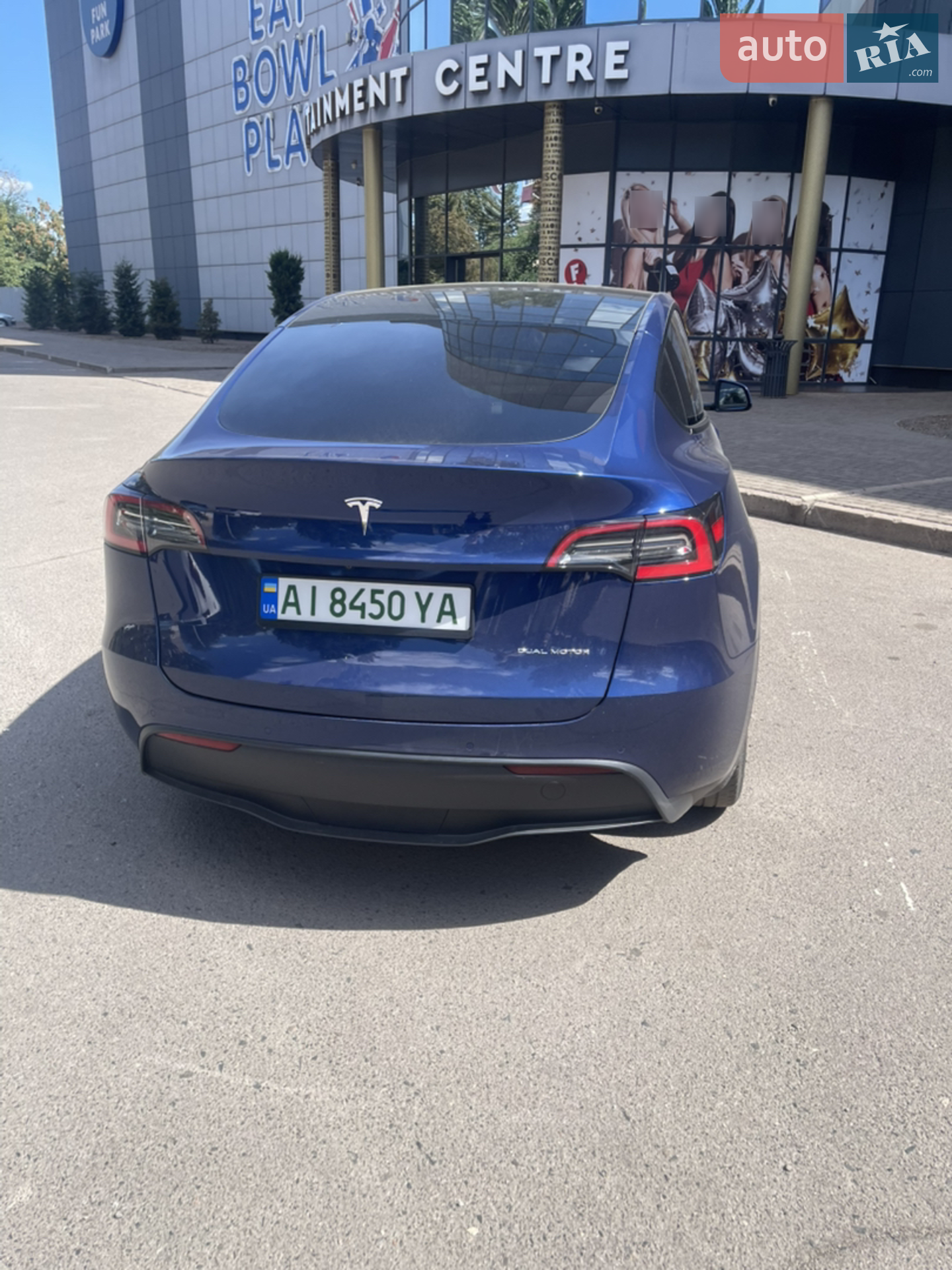 2020 Tesla Model Y - мініатюра 3