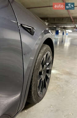 Внедорожник / Кроссовер Tesla Model Y 2021 в 
