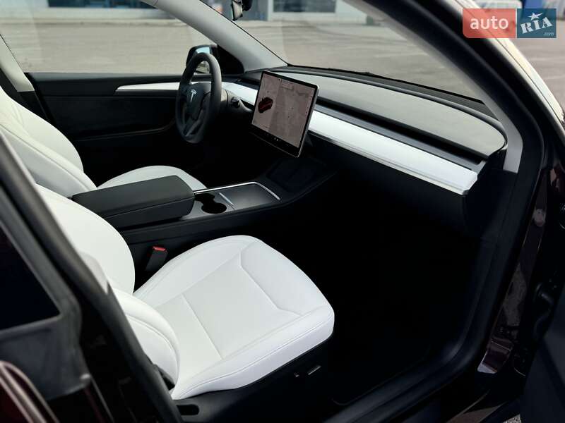Внедорожник / Кроссовер Tesla Model Y 2024 в Ковеле фото 19 Внедорожник / Кроссовер Tesla Model Y 2024 в Ковеле