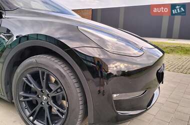 Внедорожник / Кроссовер Tesla Model Y 2022 в 