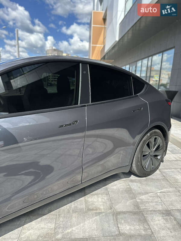 Внедорожник / Кроссовер Tesla Model Y 2021 в Харькове