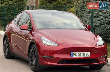 Внедорожник / Кроссовер Tesla Model Y 2024 в 