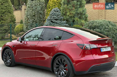 Внедорожник / Кроссовер Tesla Model Y 2024 в 