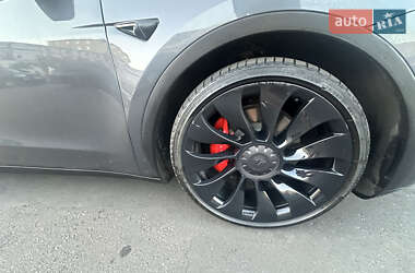 Внедорожник / Кроссовер Tesla Model Y 2022 в 