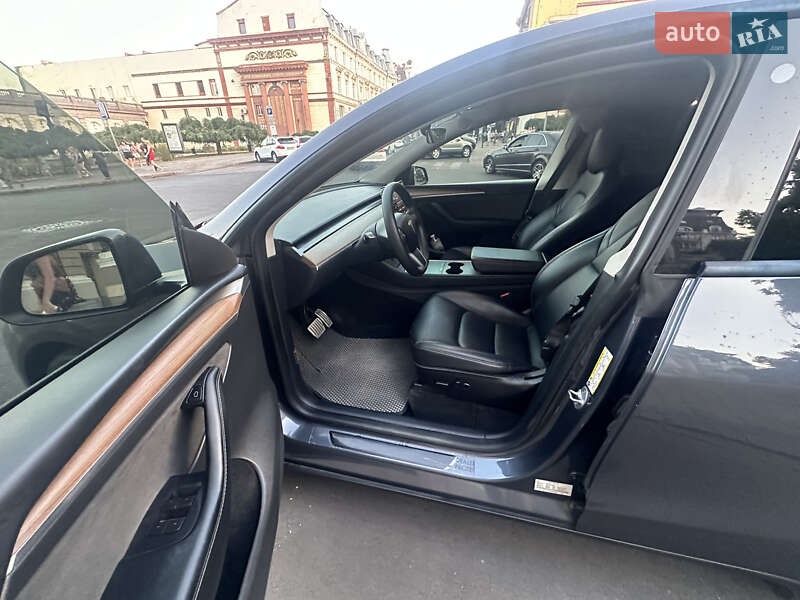 Внедорожник / Кроссовер Tesla Model Y 2022 в Одессе