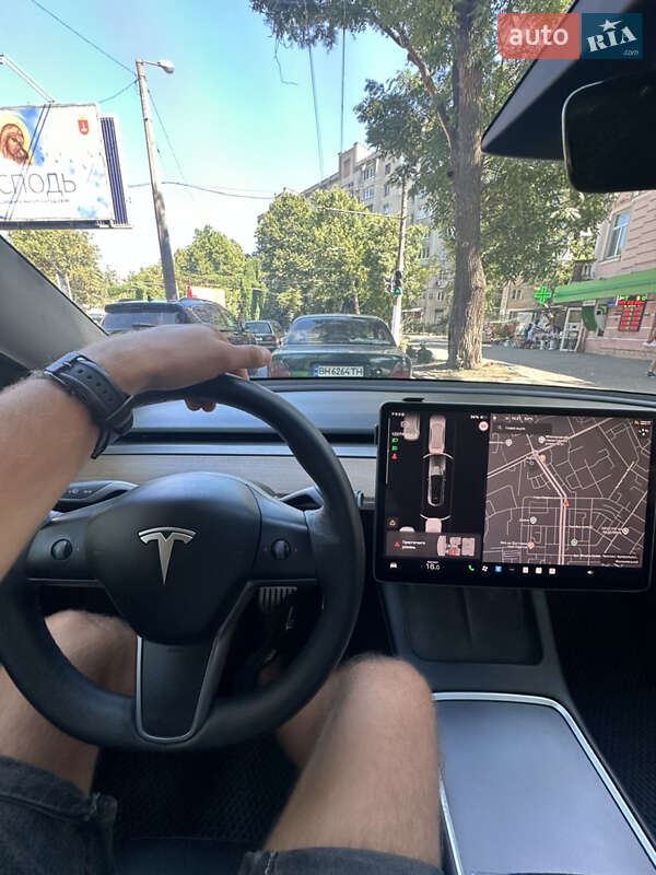 Внедорожник / Кроссовер Tesla Model Y 2022 в Одессе