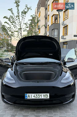 Внедорожник / Кроссовер Tesla Model Y 2023 в 