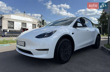Внедорожник / Кроссовер Tesla Model Y 2023 в 