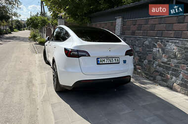 Внедорожник / Кроссовер Tesla Model Y 2023 в 