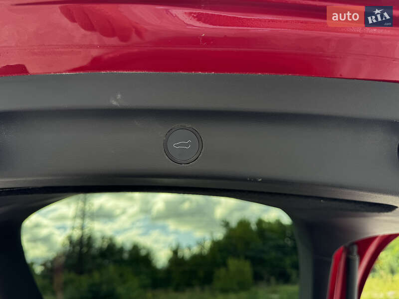 Внедорожник / Кроссовер Tesla Model Y 2022 в Харькове