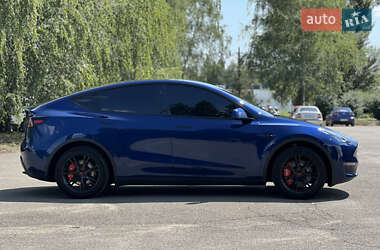 Внедорожник / Кроссовер Tesla Model Y 2024 в 