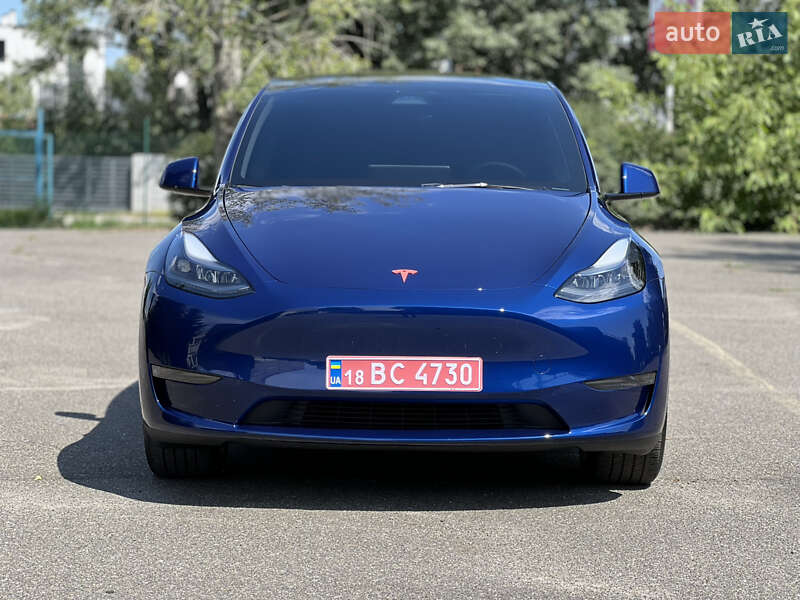 Позашляховик / Кросовер Tesla Model Y 2024 в Києві