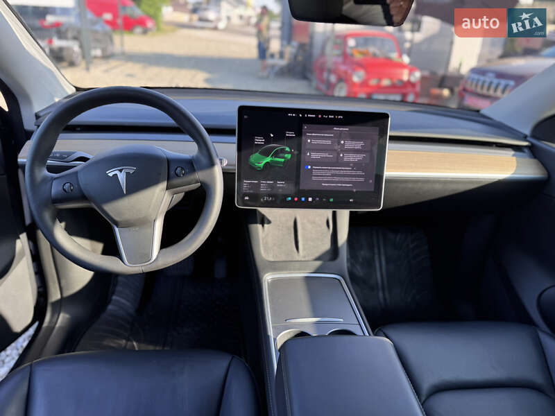 Внедорожник / Кроссовер Tesla Model Y 2022 в Ивано-Франковске